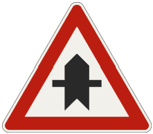Križovatka s prednosťou v jazde
